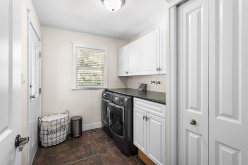 26627 60 Avenue, Langley, BC - Indoor Photo Showing Laundry Room