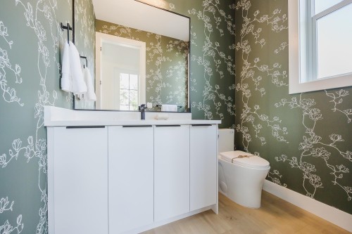 19771 75B Avenue, Langley, BC - Indoor Photo Showing Bathroom
