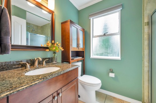 21226 92 Avenue, Langley, BC - Indoor Photo Showing Bathroom