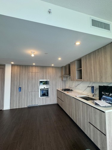 2201-13778 100th Avenue  Surrey, BC V3T 0V3