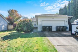 1953 158a Street Surrey, BC V4A 8G9