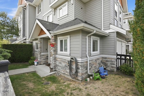 30-20856 76 Avenue, Langley, BC - Outdoor