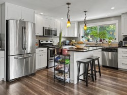 10-32151 Lougheed Highway  Mission, BC V2V 1A3