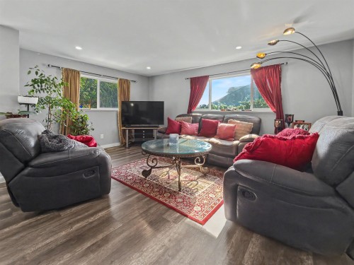 10-32151 Lougheed Highway, Mission, BC 