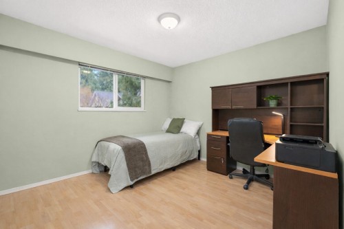11752 64A Avenue, Delta, BC - Indoor Photo Showing Bedroom