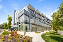 406-2233 156 Street Surrey, BC V4A 4V3