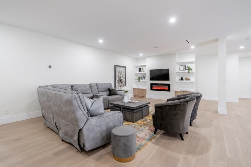 24095 65 Avenue, Langley, BC - Indoor