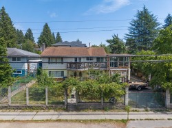 10240 140 Street Surrey, BC V3T 4N2