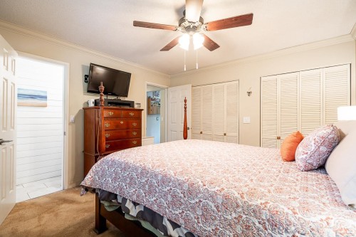 8652 Sunbury Place, Delta, BC - Indoor Photo Showing Bedroom