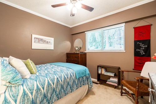 8652 Sunbury Place, Delta, BC - Indoor Photo Showing Bedroom