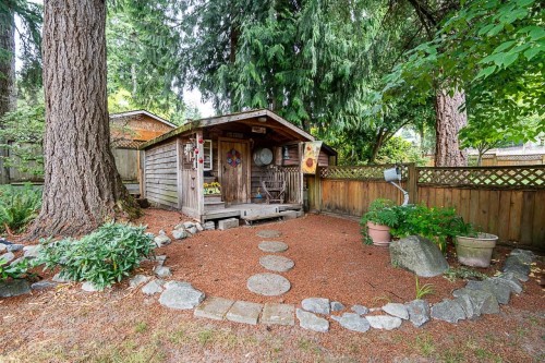 8652 Sunbury Place, Delta, BC - Outdoor