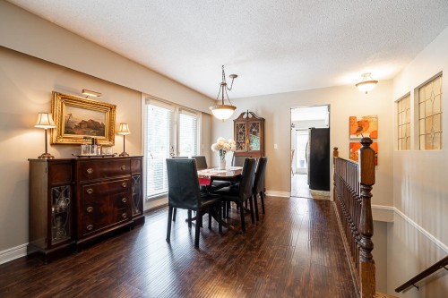 8652 Sunbury Place, Delta, BC - Indoor Photo Showing Dining Room