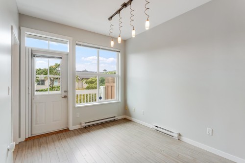 25-20460 66 Avenue, Langley, BC - Indoor Photo Showing Other Room