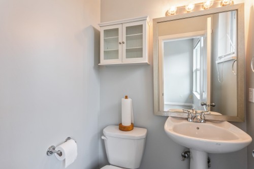 25-20460 66 Avenue, Langley, BC - Indoor Photo Showing Bathroom