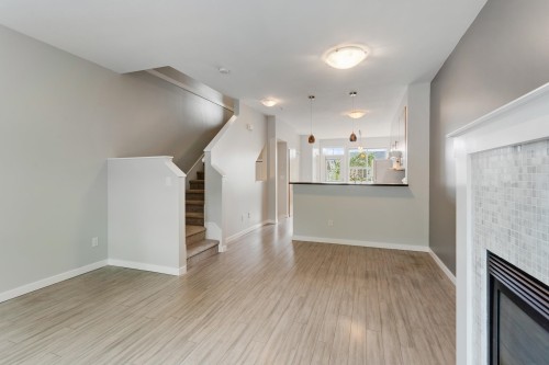 25-20460 66 Avenue, Langley, BC - Indoor Photo Showing Other Room