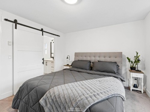 14912 57 Avenue, Surrey, BC - Indoor Photo Showing Bedroom