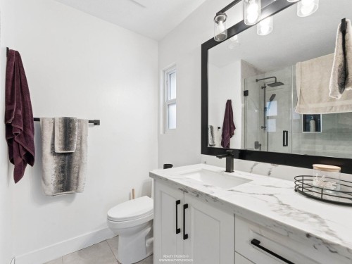 14912 57 Avenue, Surrey, BC - Indoor Photo Showing Bathroom