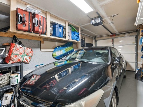 14912 57 Avenue, Surrey, BC - Indoor Photo Showing Garage