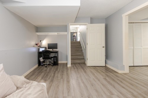 17081 60A Avenue, Surrey, BC - Indoor