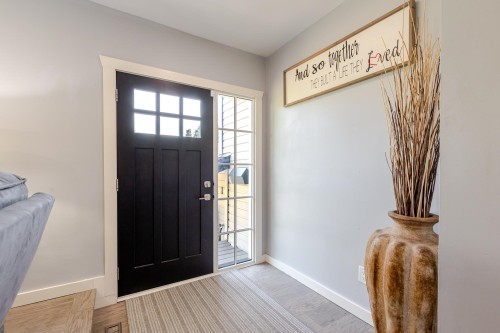 17081 60A Avenue, Surrey, BC - Indoor Photo Showing Other Room