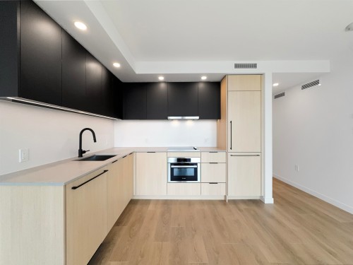 29XX-13738 Central Avenue , Surrey, BC V3T 0X5 2