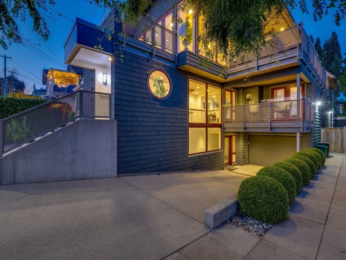 942 Keil Street, White Rock, BC - Outdoor