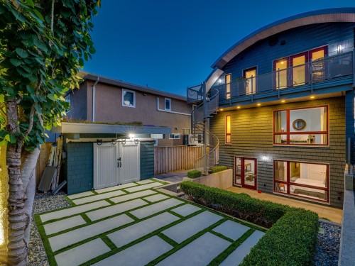 942 Keil Street, White Rock, BC - Outdoor
