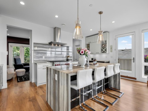 942 Keil Street, White Rock, BC - Indoor