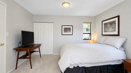 11715 Chateau Wynd, Delta, BC - Indoor Photo Showing Bedroom