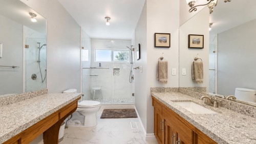 11715 Chateau Wynd, Delta, BC - Indoor Photo Showing Bathroom