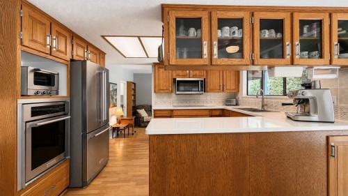 11715 Chateau Wynd, Delta, BC - Indoor Photo Showing Kitchen With Stainless Steel Kitchen