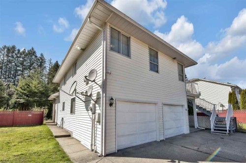 9256 152 Street, Surrey, BC - Outdoor With Exterior