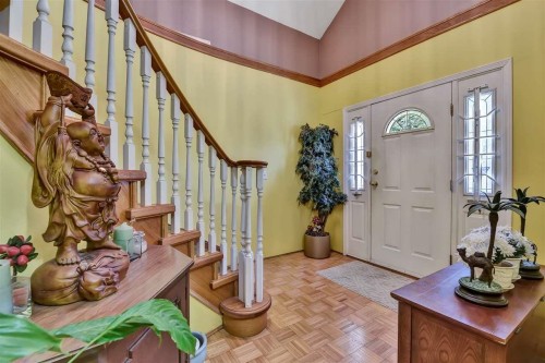 9256 152 Street, Surrey, BC - Indoor Photo Showing Other Room