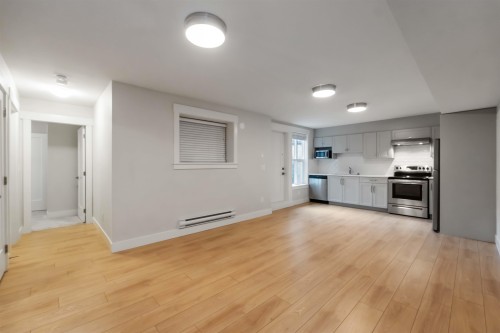 17138 0A Avenue, Surrey, BC - Indoor Photo Showing Kitchen