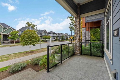 17138 0A Avenue, Surrey, BC - Outdoor