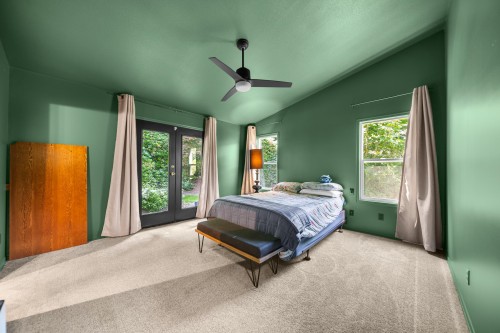 29985 Downes Road, Abbotsford, BC - Indoor Photo Showing Bedroom