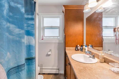 32670 Avalon Crescent, Abbotsford, BC - Indoor Photo Showing Bathroom