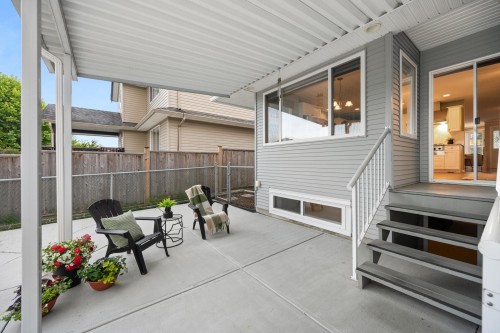 27015 24 Avenue, Langley, BC 