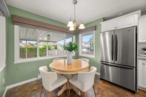 27015 24 Avenue, Langley, BC 