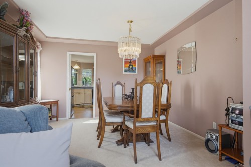 19128 63 Avenue, Surrey, BC - Indoor Photo Showing Dining Room