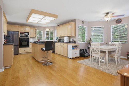 19128 63 Avenue, Surrey, BC - Indoor