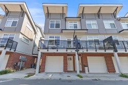 19-22334 48 Avenue Langley, BC V3A 3N5