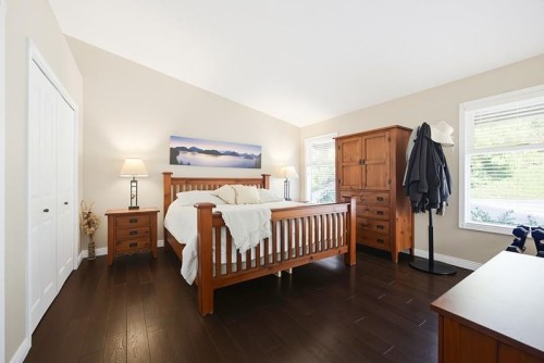 23851 58A Avenue, Langley, BC - Indoor Photo Showing Bedroom