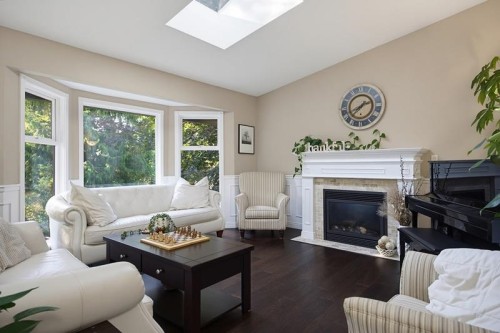 23851 58A Avenue, Langley, BC - Indoor Photo Showing Living Room With Fireplace