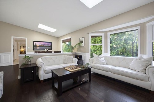 23851 58A Avenue, Langley, BC - Indoor Photo Showing Living Room