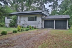 9358 184 Street Surrey, BC V4N 3T5