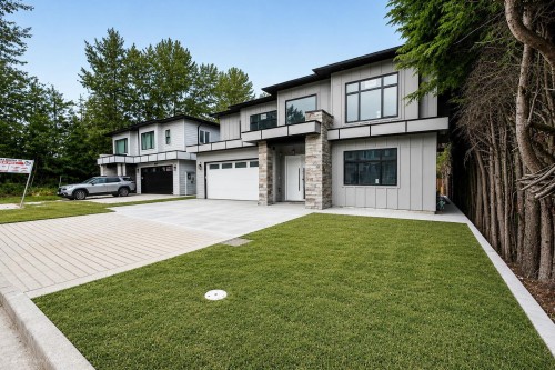 8511 Benedict Boulevard, Mission, BC - Outdoor With Facade