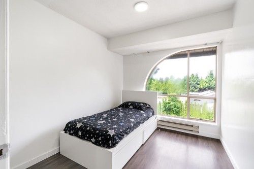 21-12172 72 Avenue, Surrey, BC - Indoor Photo Showing Bedroom