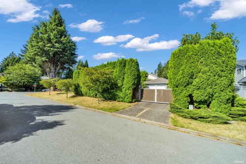 15447 92A Avenue, Surrey, BC - Outdoor With View