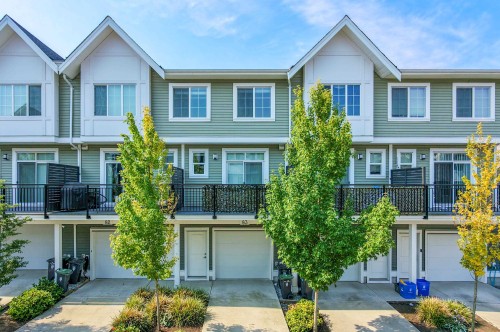 83-20180 84 Avenue, Langley, BC - Outdoor With Facade
